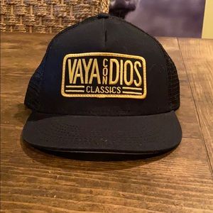 Vita con Dios Hat